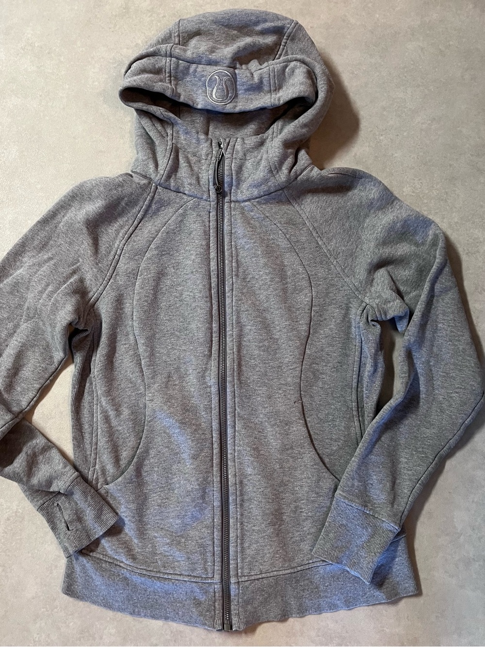 Lululemon Scuba Heather Hooded Zip Jacket
Size 8
Full zip